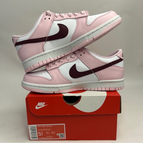Nike Dunk Low GS “Pink Foam/Valentine’s Day” 2023 - Picture 3 of 4
